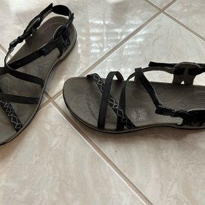 Merrell women sandals. Size 10